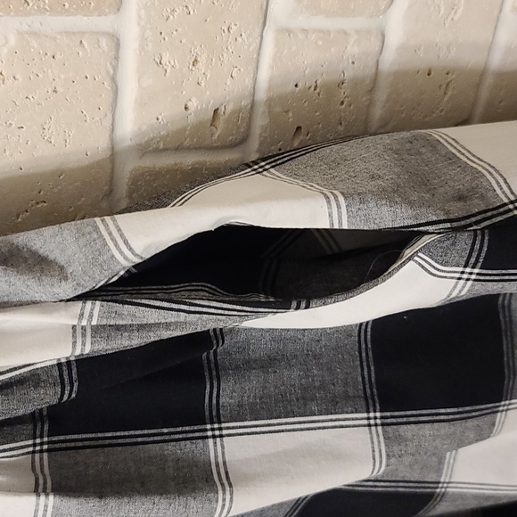 Guess Cotton Black and White Plaid Knee Dress ( Sz M/P) - Picture 7 of 9